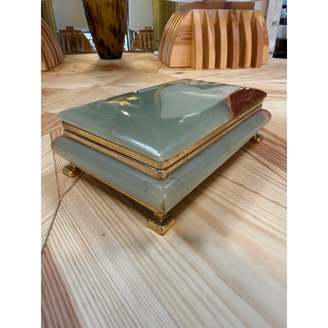 Italian Vintage Italian Marble Jewelry Box With Brass Trim and Footed Base For Sale - Image 3 of 7