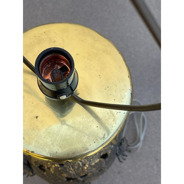 Mid-Century Modern Japanese Leaves and Flower Table Lamp Original Shade For Sale - Image 11 of 13