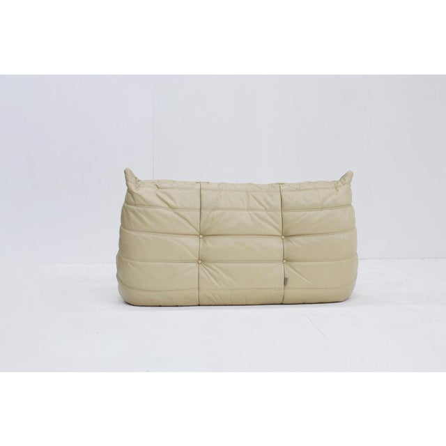 Vintage Togo 2-Seater Sofa in Leather by Michel Ducaroy for Ligne Roset, 1990s For Sale - Image 3 of 9