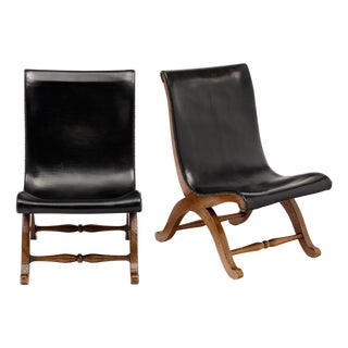 Pair of Mid-Century Black Leather and Wood Lounge Chairs by Valenti For Sale