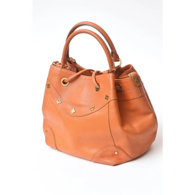 1970's Orange Leather and Gold Plated Tassel Hand Bag by MCM Germany For Sale - Image 4 of 10