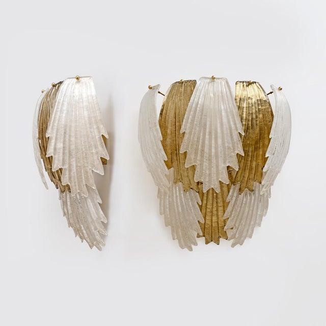 Art Deco Italian Murano Glass and Brass Leaf Wall Sconce, 2000s, Set of 2 For Sale - Image 4 of 11