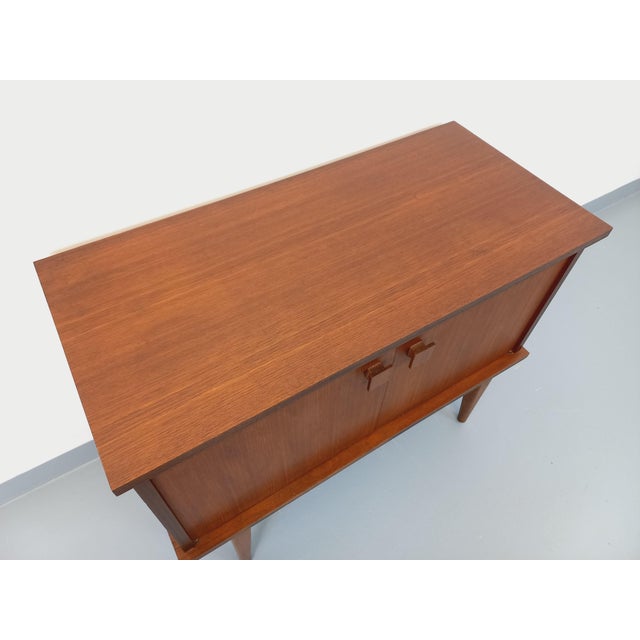 1960s Small Vintage Scandinavian-Style Teak Sideboard, 1960s For Sale - Image 5 of 15
