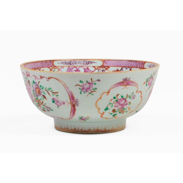 Chinese Export Qianlong Famille Rose Porcelain Small Bowl For Sale In Boston - Image 6 of 11