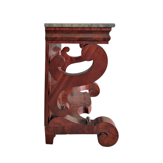 1830s American Classical Pier Table in Mahogany Attributed to Meeks For Sale - Image 9 of 12