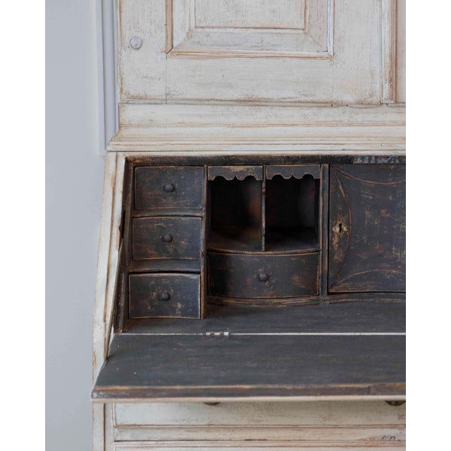 Off-white Writing cupboard from around 1800 hundered in pine, Sweden For Sale - Image 8 of 13