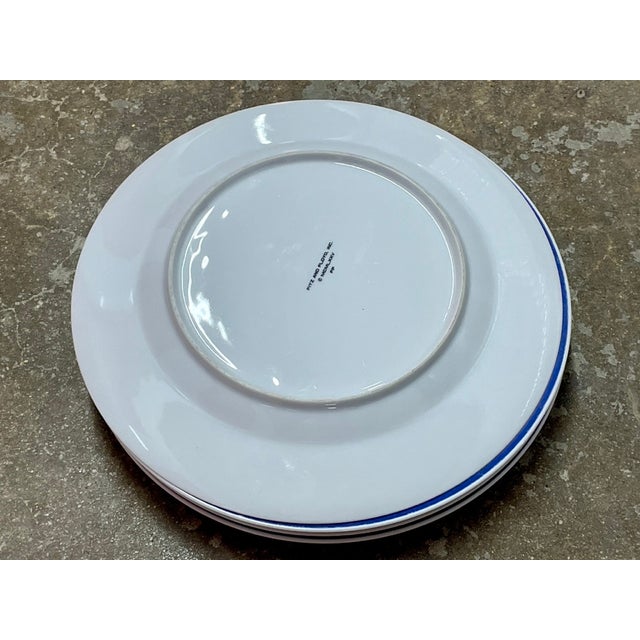 Chinoiserie Vintage Fitz and Floyd "Imari Peony" 9.5" Plates - Set of 4 For Sale - Image 3 of 4