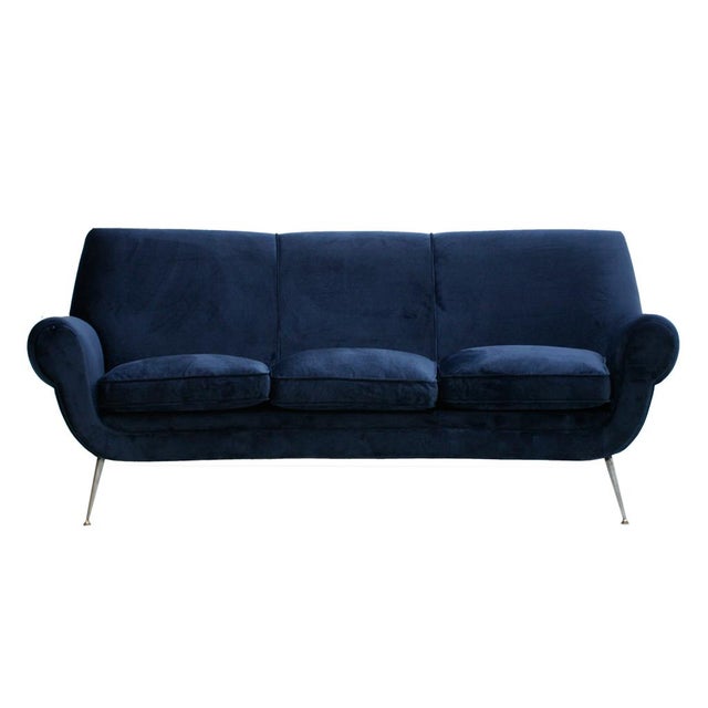 Italian Curved Sofa in Navy Blue Cotton Velvet by Gigi Radice for Minotti, 1950s For Sale - Image 14 of 14