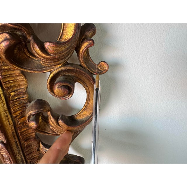 1960s Italian Hollywood Regency Gilt Carved Wood Wall Mirror For Sale - Image 10 of 12