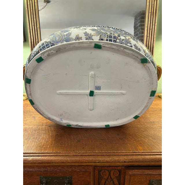 Mid 20th Century Large 23” Blue and White Chinoiserie Imari Style Foot Bath Jardiniere For Sale - Image 11 of 12