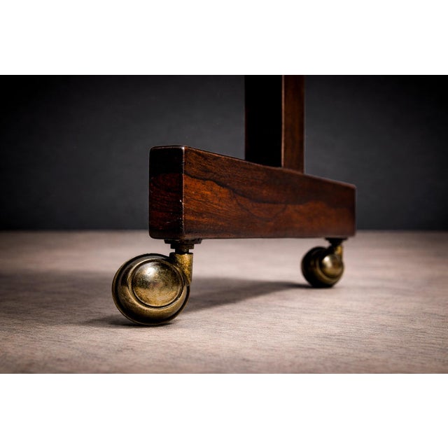Sergio Rodrigues Console on Wheels in Rosewood, Sergio Rodrigues, 1960s For Sale - Image 4 of 12