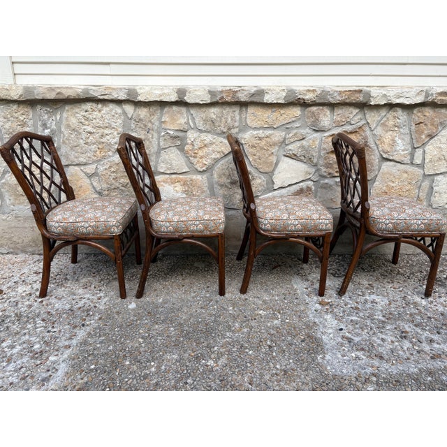 Hollywood Regency Set of 4 Vintage Diamond Lattice Backed Side Chairs For Sale - Image 3 of 10