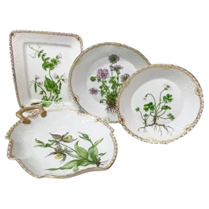 Flora Danica Porcelain Dishes by Bing & Grøndahl, Denmark, 1920s, Set of 4