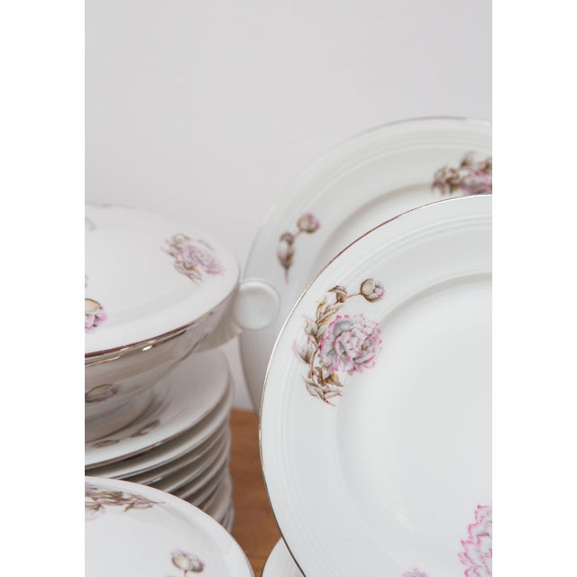 1940s French Art Deco Porcelain Dinnerware Set with Mauve Flowers, 1930s, Set of 42 For Sale - Image 5 of 8