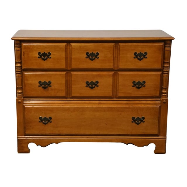 American Ballman Cummings of Fort Smith, Ar Solid Maple Early American Colonial Style 44" Three Drawer Dresser For Sale - Image 3 of 12