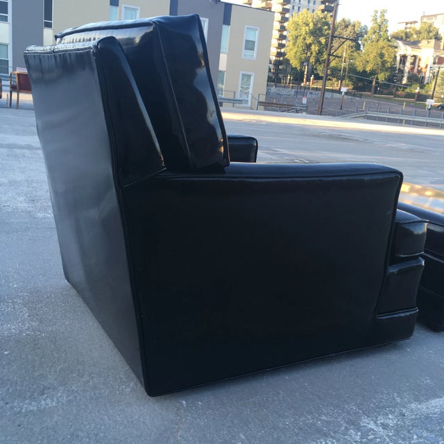 Mid-Century Modern Club Chair & Ottoman in Patent Leather Manner of Edward Wormley for Dunbar For Sale - Image 13 of 13