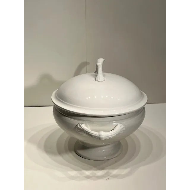 Vintage Belgium White Soup Tureen #350 Belgium vintage soup tureens are sought after by collectors and enthusiasts for...
