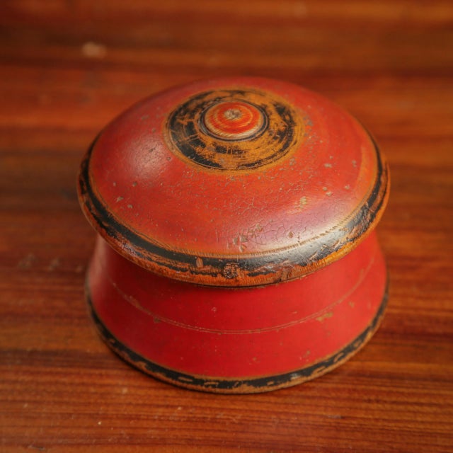 Indian Vintage Indian Tika Spice Lacquer Wooden Box in Red & Black Patina For Sale - Image 3 of 9