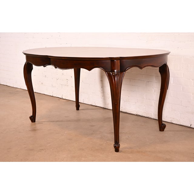 Brown Baker Furniture Style French Provincial Louis XV Carved Cherry Wood Extension Dining Table | Newly Refinished For Sale - Image 8 of 17