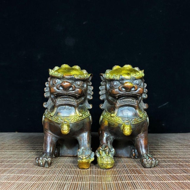 Chinese Vintage Pair of Chinese Gilt Bronze Guardian Lions (Foo Dogs) For Sale - Image 3 of 10