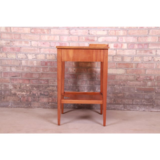 Beacon Hill Collection Federal Style Banded Mahogany Nightstand For Sale - Image 11 of 13