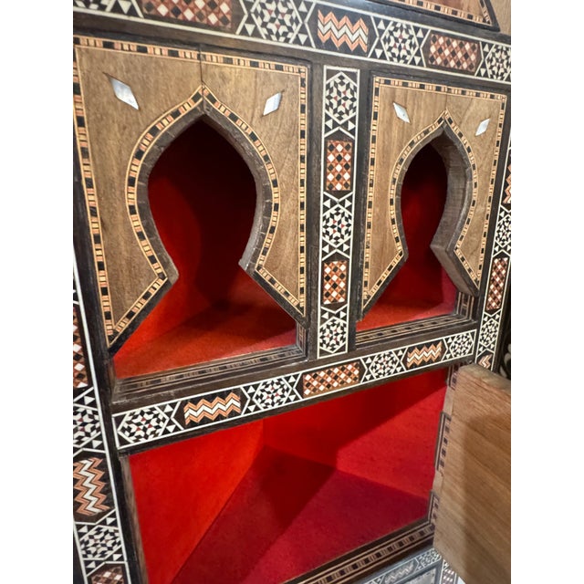 Copper Vintage Marquetry Wood Inlay Corner Style Decor Shelf, 2 Pieces For Sale - Image 8 of 9