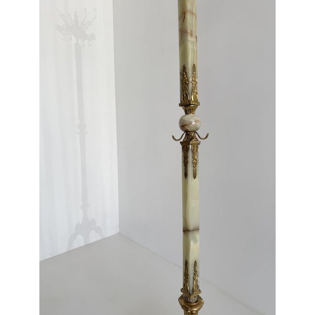 Vintage Italian Onyx Marble and Brass Hall Tree with Rotating Crown and Sculptural Base, 1960s For Sale - Image 15 of 18