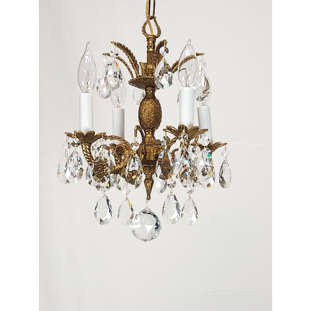 1950s Vintage 4 Arm 4 Light Baby Pineapple Brass Cut Lead Glass Crystal Chandelier For Sale - Image 5 of 12