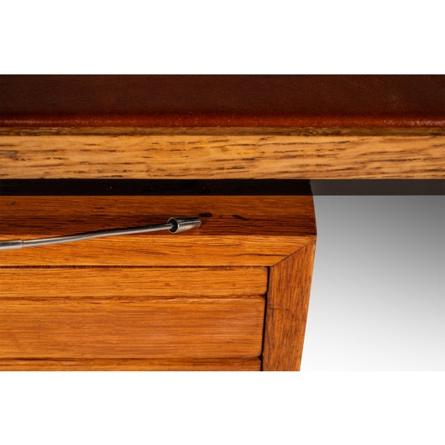 Mid-Century Modern Executive Desk in Oak & Steel W/ Leather Top Attributed to Herbert Hirche for Holzäpfel, Germany, C. 1960s For Sale - Image 11 of 18