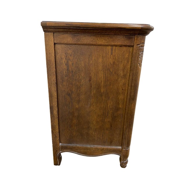 Hickory Manufacturing Company 1980s Hickory Manufacturing Company Tripe Dresser For Sale - Image 4 of 11