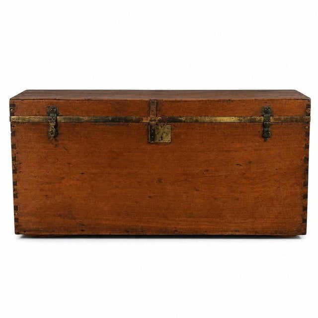 19th Century English Chest in Camphor Wood For Sale - Image 6 of 6