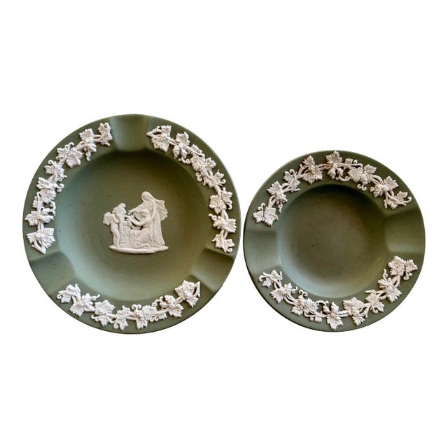 Set of 2 Vintage Wedgwood Sage Green Jasperware Plates, Made in England For Sale