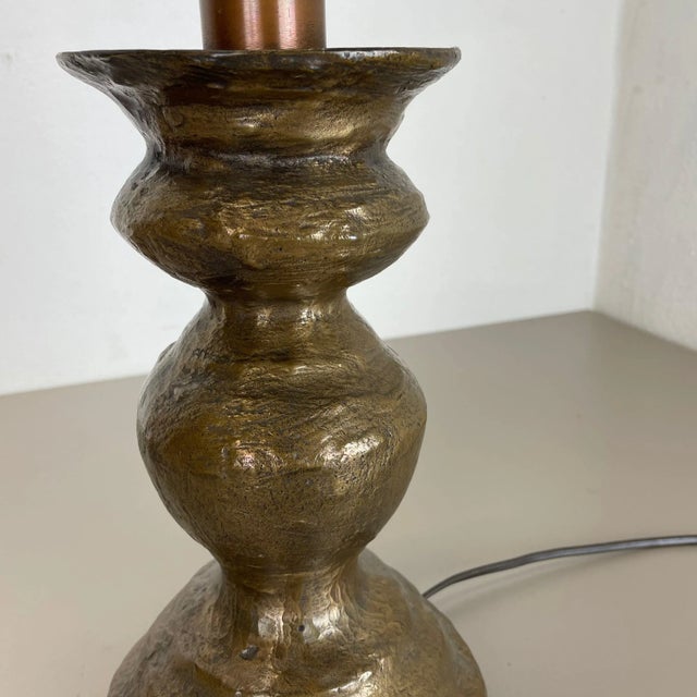 Hollywood Regency Brass Table Light in the style of Kalmar, Austria, 1960s For Sale - Image 11 of 18