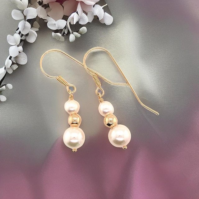 2010s Akoya Pearl Earrings 14 Karat Gold Certified For Sale - Image 5 of 17