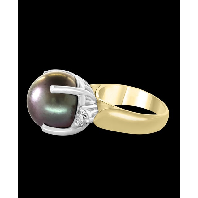 Black Tahitian Pearl and Diamond Cocktail Ring 18 Karat Gold/Platinum For Sale - Image 17 of 18