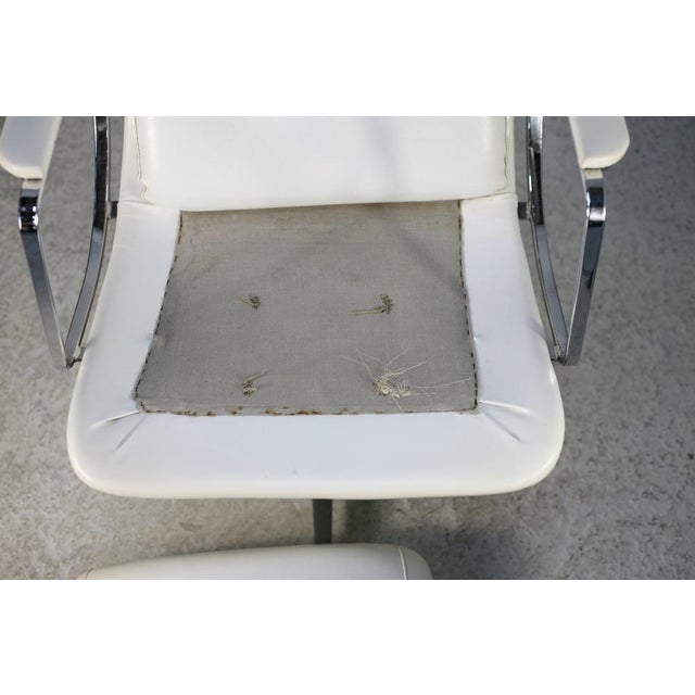 1970s Space Age Lounge Chair in Steel and Faux Leather, France, 1970s For Sale - Image 5 of 18