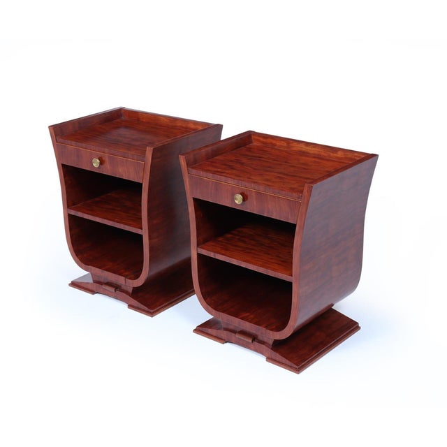 Art Deco French Tulip-Form Bedside Cabinets in Bubinga, 1925, Set of 2, in Very Good conditions. Designed 1920 to 1949