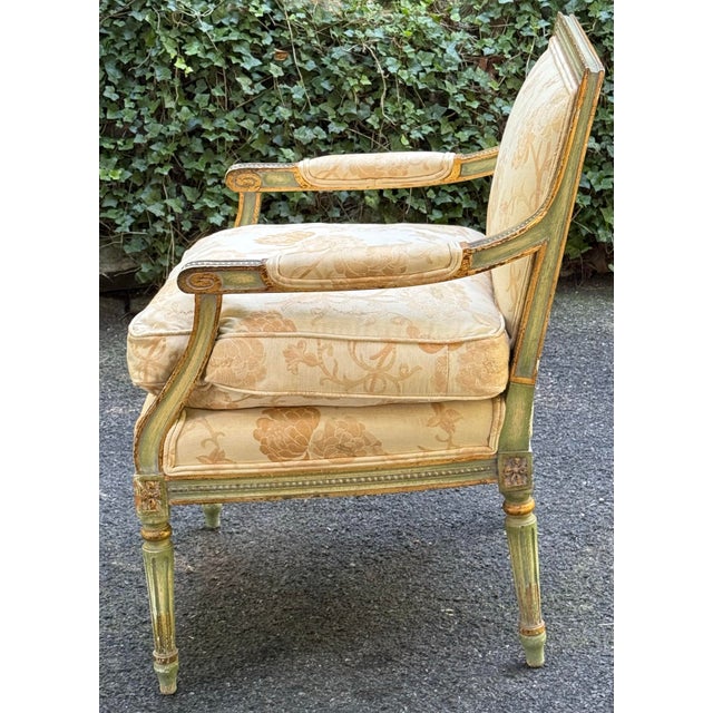 Vintage French Regency Parcel Gilt Upholstered Accent Armchair For Sale In New York - Image 6 of 12