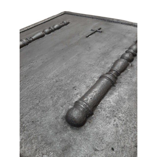 Antique 17th Century Fireplace Back Plate with the Columns of Hercules For Sale - Image 3 of 5
