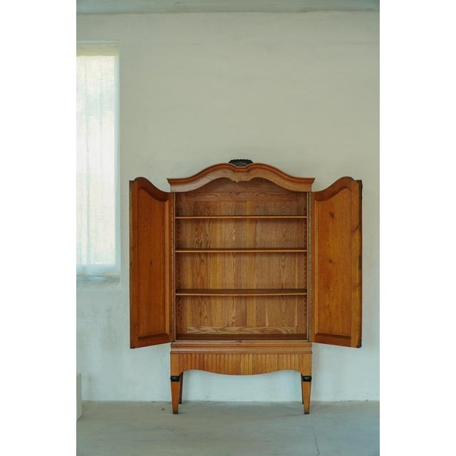 Early 20th Century Art Deco Danish Oak Cabinet with Hand-Carved Details, 1930s For Sale - Image 9 of 18