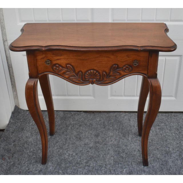 Italian Hekman Italian Provincial Wood Table Vintage Carved Accent Console For Sale - Image 3 of 16
