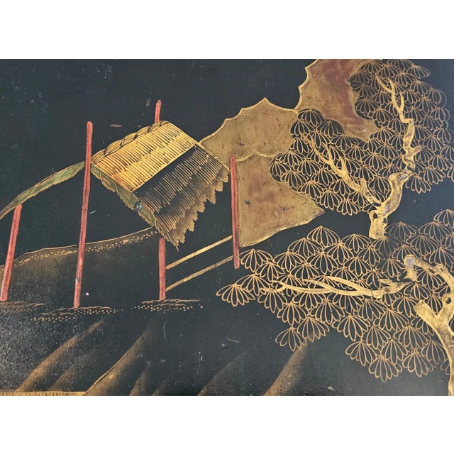 French Mid-Century Chinoiserie Black Lacquered Gilt Metal End Table For Sale In Dallas - Image 6 of 12