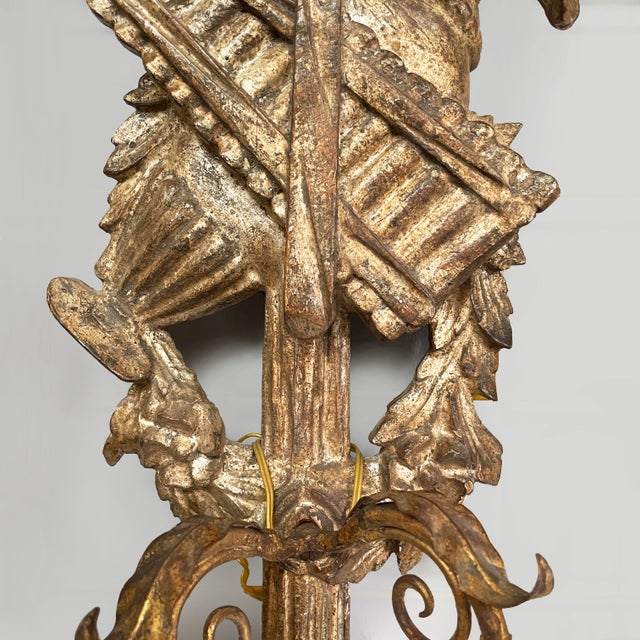 French Louis XVI Wall Lamps in Gilded Wood, 1800s, Set of 2 For Sale - Image 10 of 12