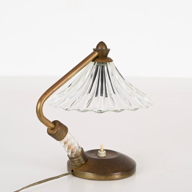 Bellflower Table Lamp in Murano Glass and Brass attributed to Ercole Barovier, Italy, 1940s For Sale - Image 10 of 16