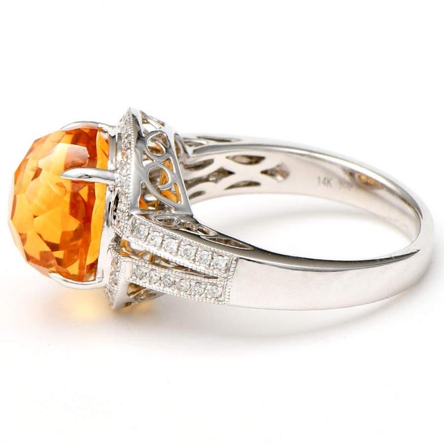 Contemporary 14KW Citrine(6.20) & Diamond(0.24) Ring, size 7 For Sale - Image 3 of 5