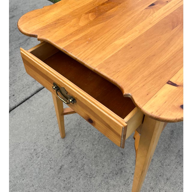 Brown Thomasville Replicas Pine Porringer Top Side Table For Sale - Image 8 of 12