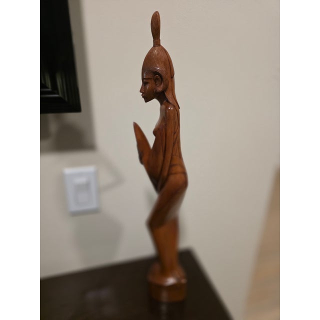 Vintage 21" Balinese Modernist "Lone Warrior" Wood Sculpture – Klungkung School For Sale In Phoenix - Image 6 of 12