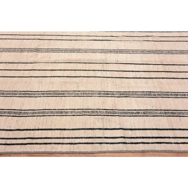 Nazmiyal Collection Minimalist Modern Area Rug For Sale - Image 4 of 6
