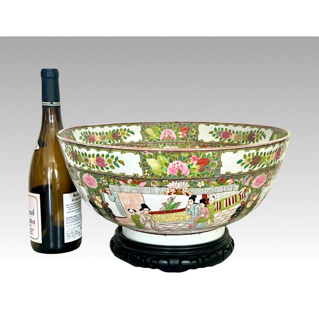 Chinoiserie Large Old Rose Mandarin / Medallion Chinese Porcelain Export Punch Bowl, Wood Stand & Auspicious Objects & Gilt Work, Signed, 14" For Sale - Image 3 of 15