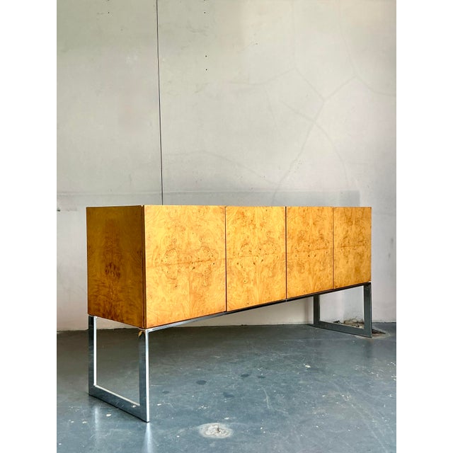 Milo Baughman for Thayer Coggin Vintage Boho Bookmatched Burl Credenza After Milo Baughman for Thayer Coggin For Sale - Image 4 of 12